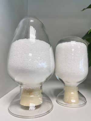 Anionic Polyacrylamide APAM الصيغة الكيميائية Flocculant المستخدمة في استغلال حقول النفط